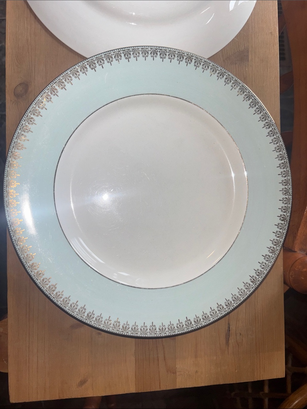 Barrett’s delphatic white mint blue with gold 4 dinner plates